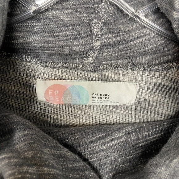 Free People FP Beach Womens One Size Gray Popover Top - Picture 7 of 8